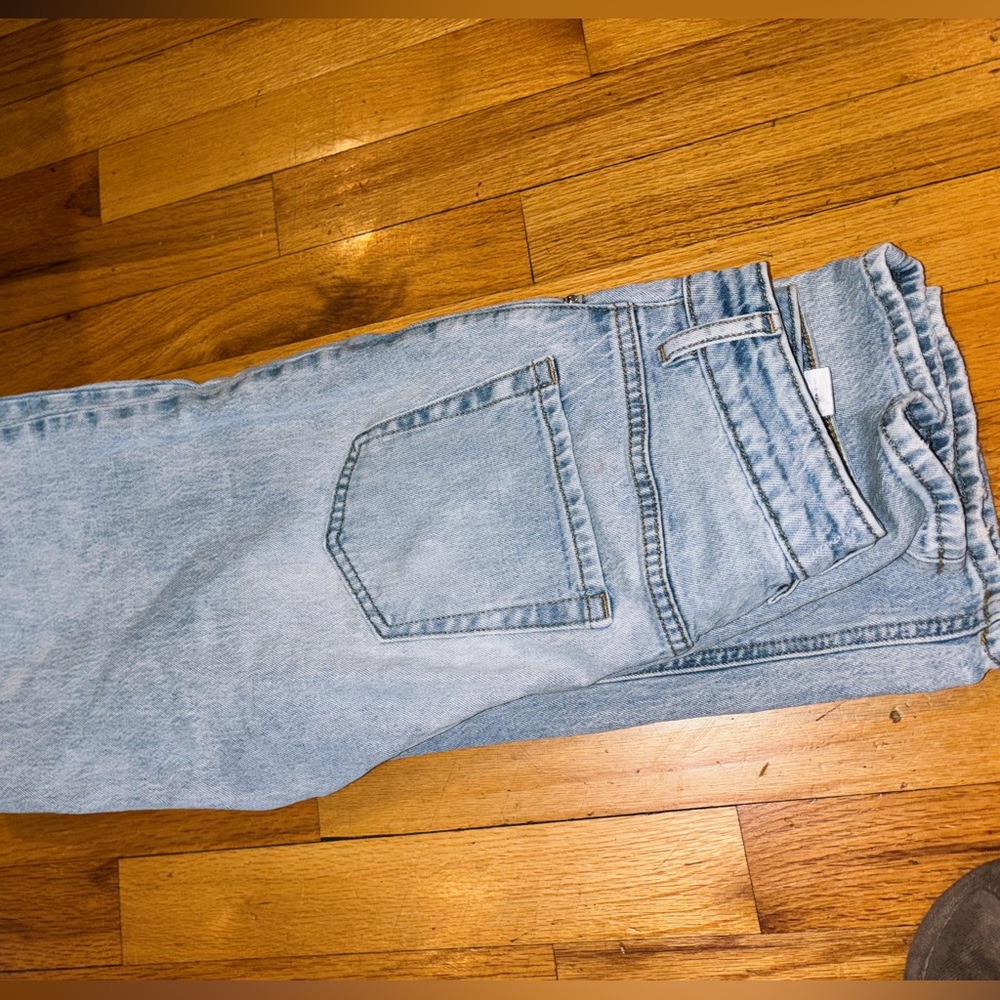 Women’s Light Blue Jeans